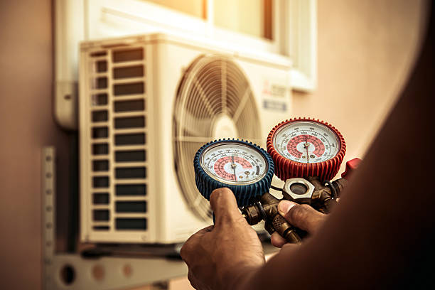 Professional Ductwork Repair technician working in Harleton, TX